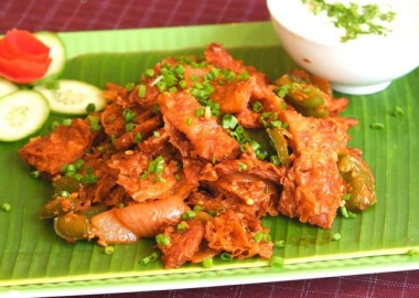 JUICY CHILLI PARATHA